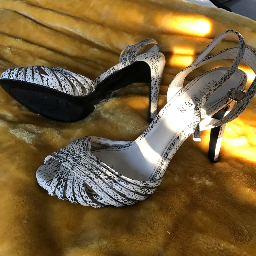 ralph lauren heels